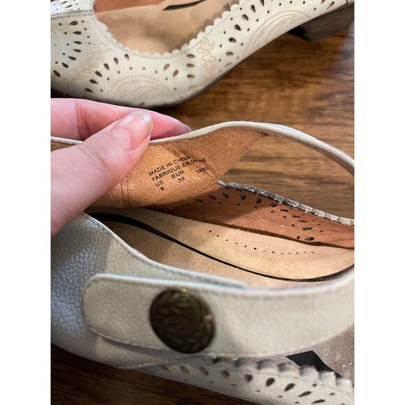 Taos Womens 8 Tango Lasercut Leather Maryjanes Floral Low Heel Round Toe Gray - Picture 6 of 8